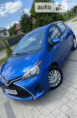 Хэтчбек Toyota Yaris 2015 в Львове