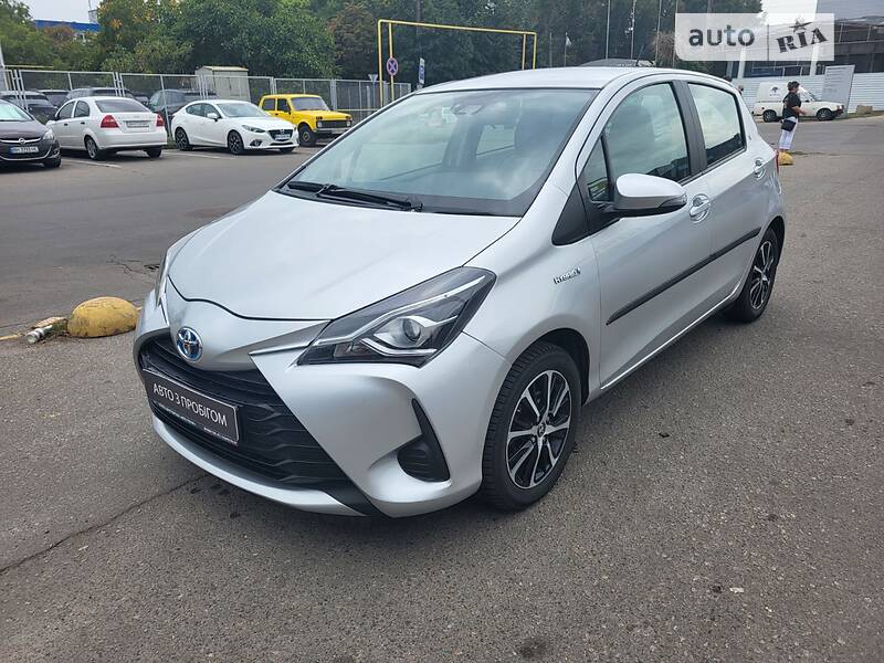 Хэтчбек Toyota Yaris 2019 в Одессе