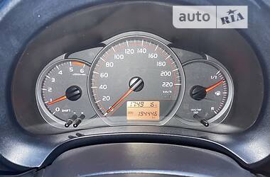 Хетчбек Toyota Yaris 2012 в 