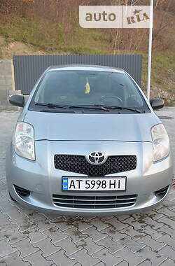 Хетчбек Toyota Yaris 2008 в Галичі