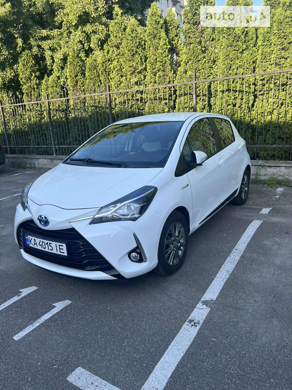 Yaris 2017 top