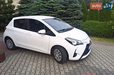 Хэтчбек Toyota Yaris 2017 в Киеве