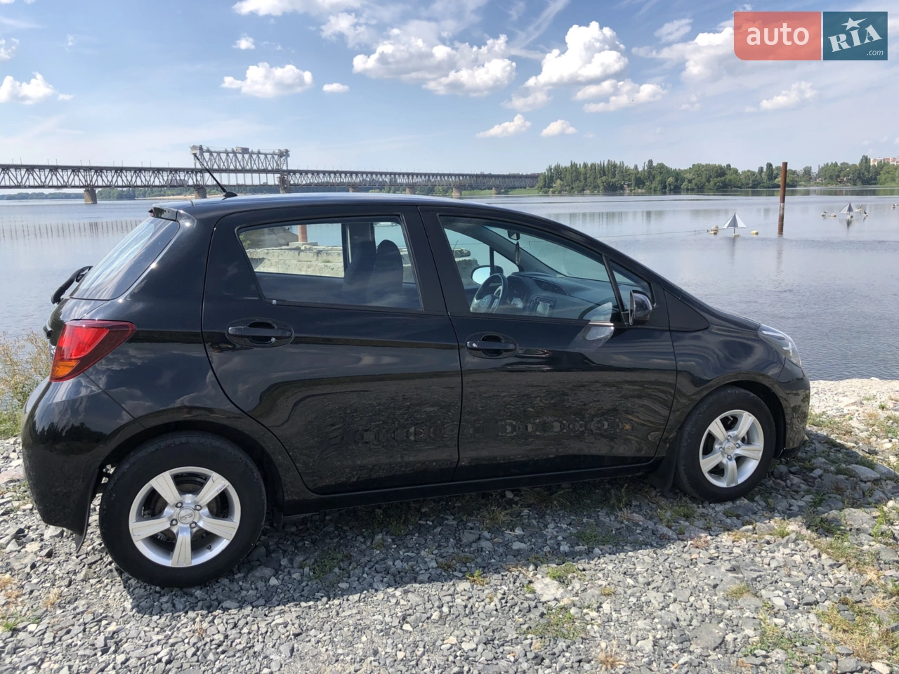 2014 Toyota Yaris - мініатюра 17