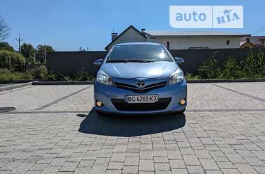 Хэтчбек Toyota Yaris 2012 в Львове