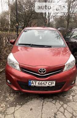Хетчбек Toyota Yaris 2014 в Івано-Франківську