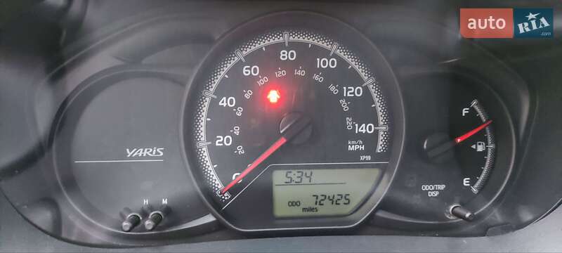 Хэтчбек Toyota Yaris 2015 в Одессе