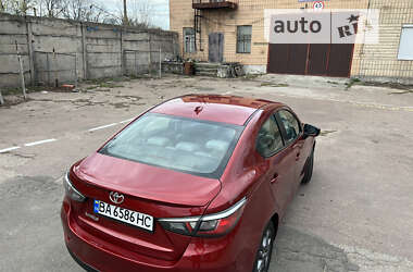 Седан Toyota Yaris 2019 в Кропивницком