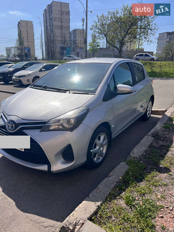 Хэтчбек Toyota Yaris 2014 в Киеве