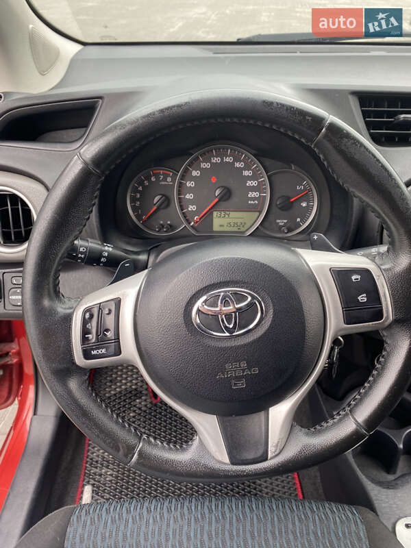 Хэтчбек Toyota Yaris 2012 в Черкассах фото 14 Хэтчбек Toyota Yaris 2012 в Черкассах