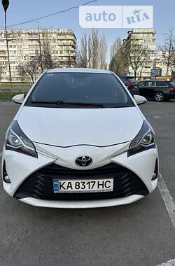 Хэтчбек Toyota Yaris 2017 в Киеве