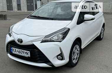 Хэтчбек Toyota Yaris 2020 в Киеве