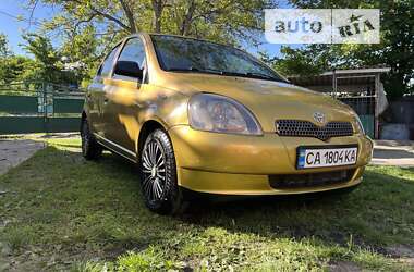 Хэтчбек Toyota Yaris 2001 в Умани