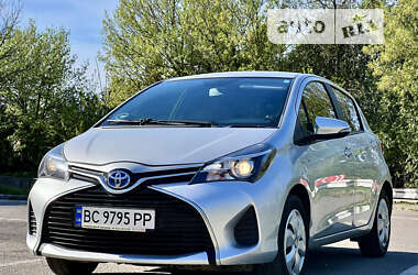 Хетчбек Toyota Yaris 2014 в Львові