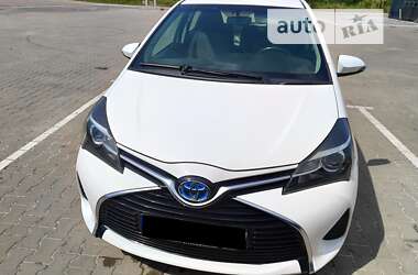 Хэтчбек Toyota Yaris 2014 в Львове