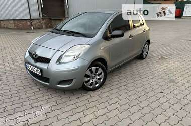 Хэтчбек Toyota Yaris 2010 в Львове