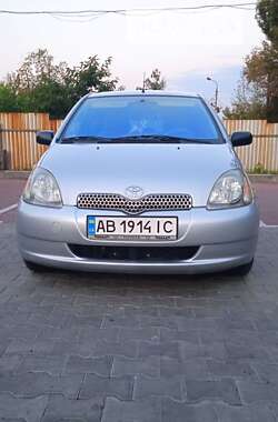 Хэтчбек Toyota Yaris 2000 в Виннице