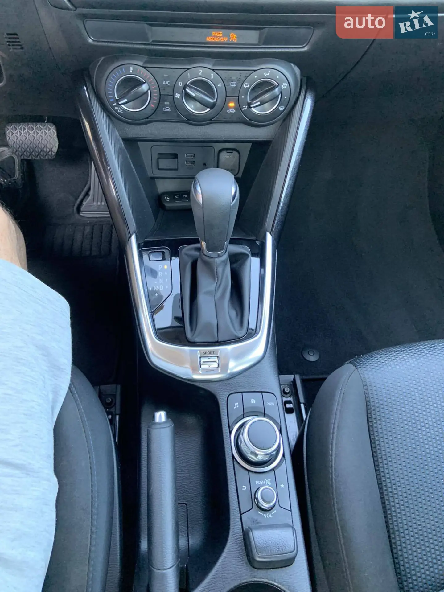 2017 Toyota Yaris - мініатюра 2