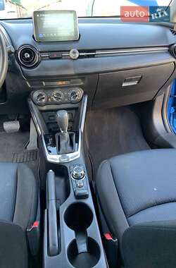 Седан Toyota Yaris 2017 в Харькове