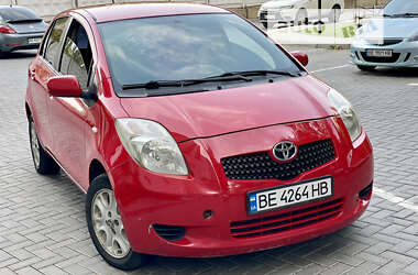 Хэтчбек Toyota Yaris 2007 в Николаеве