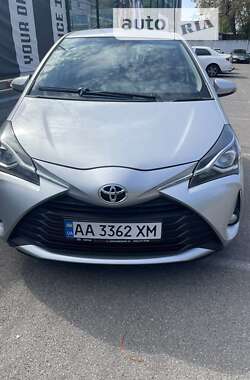 Хэтчбек Toyota Yaris 2019 в Киеве