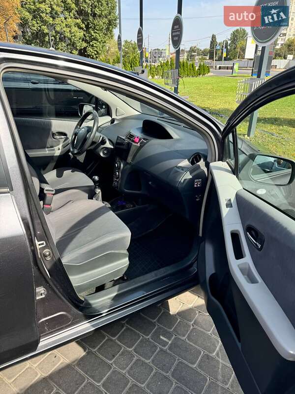 Хэтчбек Toyota Yaris 2009 в Харькове фото 10 Хэтчбек Toyota Yaris 2009 в Харькове