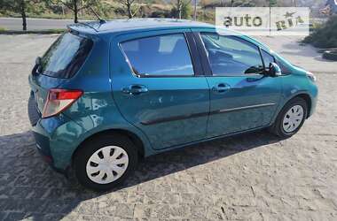 Хэтчбек Toyota Yaris 2012 в Львове