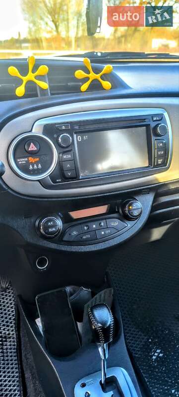 Хетчбек Toyota Yaris 2011 в Шепетівці
