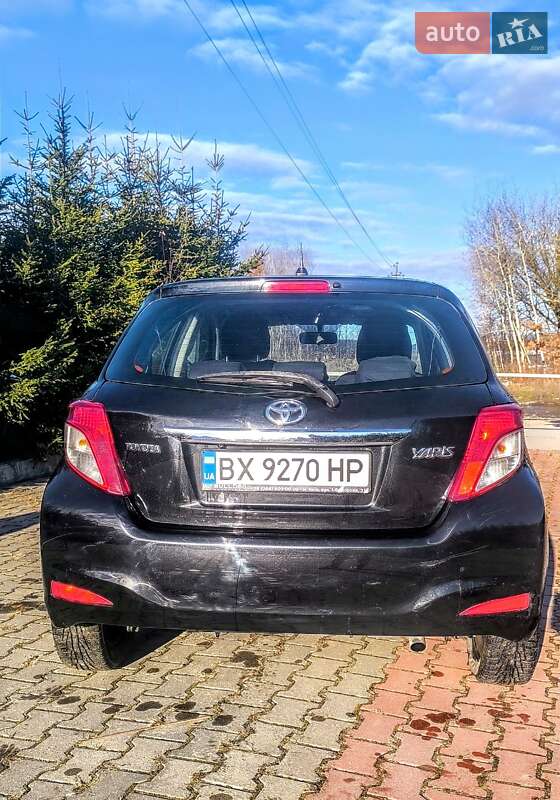 Хетчбек Toyota Yaris 2011 в Шепетівці