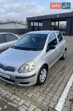 Хетчбек Toyota Yaris 2004 в Червонограді