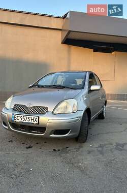 Хэтчбек Toyota Yaris 2004 в Львове