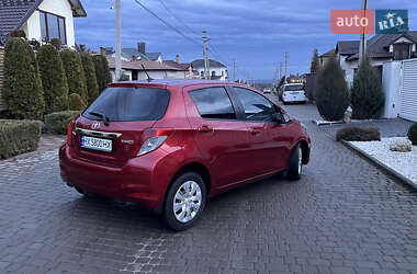 Хетчбек Toyota Yaris 2012 в Хмельницькому