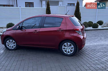 Хетчбек Toyota Yaris 2012 в Хмельницькому