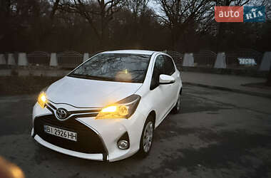 Хетчбек Toyota Yaris 2014 в Полтаві