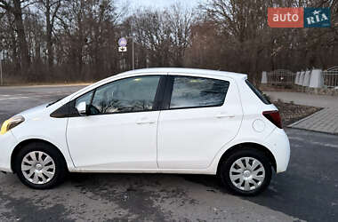 Хетчбек Toyota Yaris 2014 в Полтаві