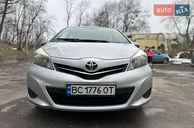 Хетчбек Toyota Yaris 2013 в Львові