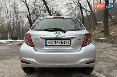 Хетчбек Toyota Yaris 2013 в Львові