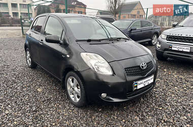 Хетчбек Toyota Yaris 2007 в Нижній Апші