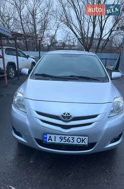 Седан Toyota Yaris 2006 в Білій Церкві