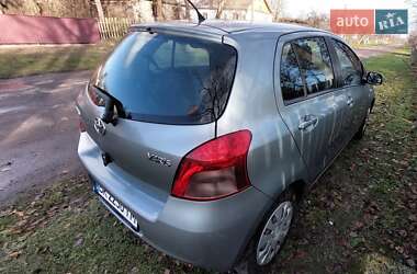 Хетчбек Toyota Yaris 2007 в Рівному