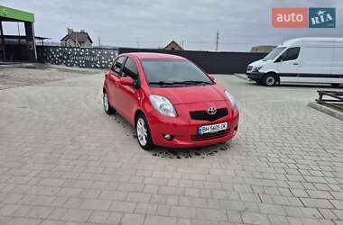 Хэтчбек Toyota Yaris 2008 в Каменец-Подольском