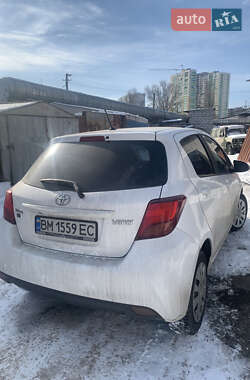 Хэтчбек Toyota Yaris 2015 в Киеве