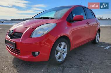 Хетчбек Toyota Yaris 2007 в Києві