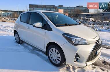 Хетчбек Toyota Yaris 2016 в Києві