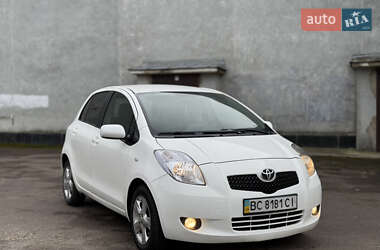 Хэтчбек Toyota Yaris 2007 в Ровно