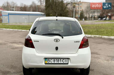 Хэтчбек Toyota Yaris 2007 в Ровно