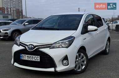 Хэтчбек Toyota Yaris 2016 в Киеве