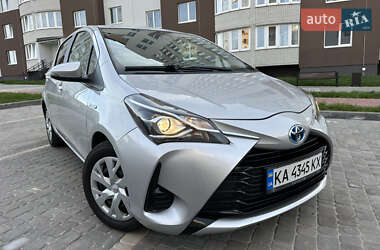 Хетчбек Toyota Yaris 2019 в 
