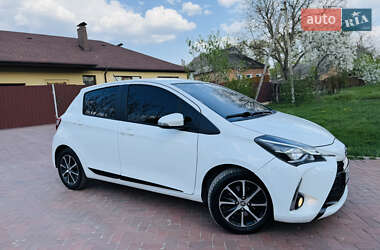 Хетчбек Toyota Yaris 2018 в Ромнах