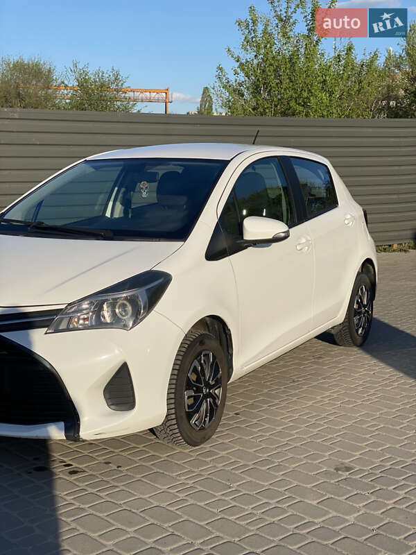 Хэтчбек Toyota Yaris 2014 в Ирпене