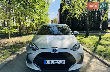 Хэтчбек Toyota Yaris 2022 в 